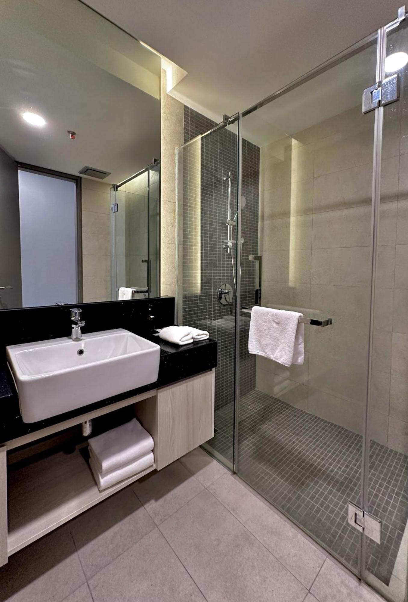 Societe By Bamboo Hospitality Aparthotel Куала Лумпур Екстериор снимка