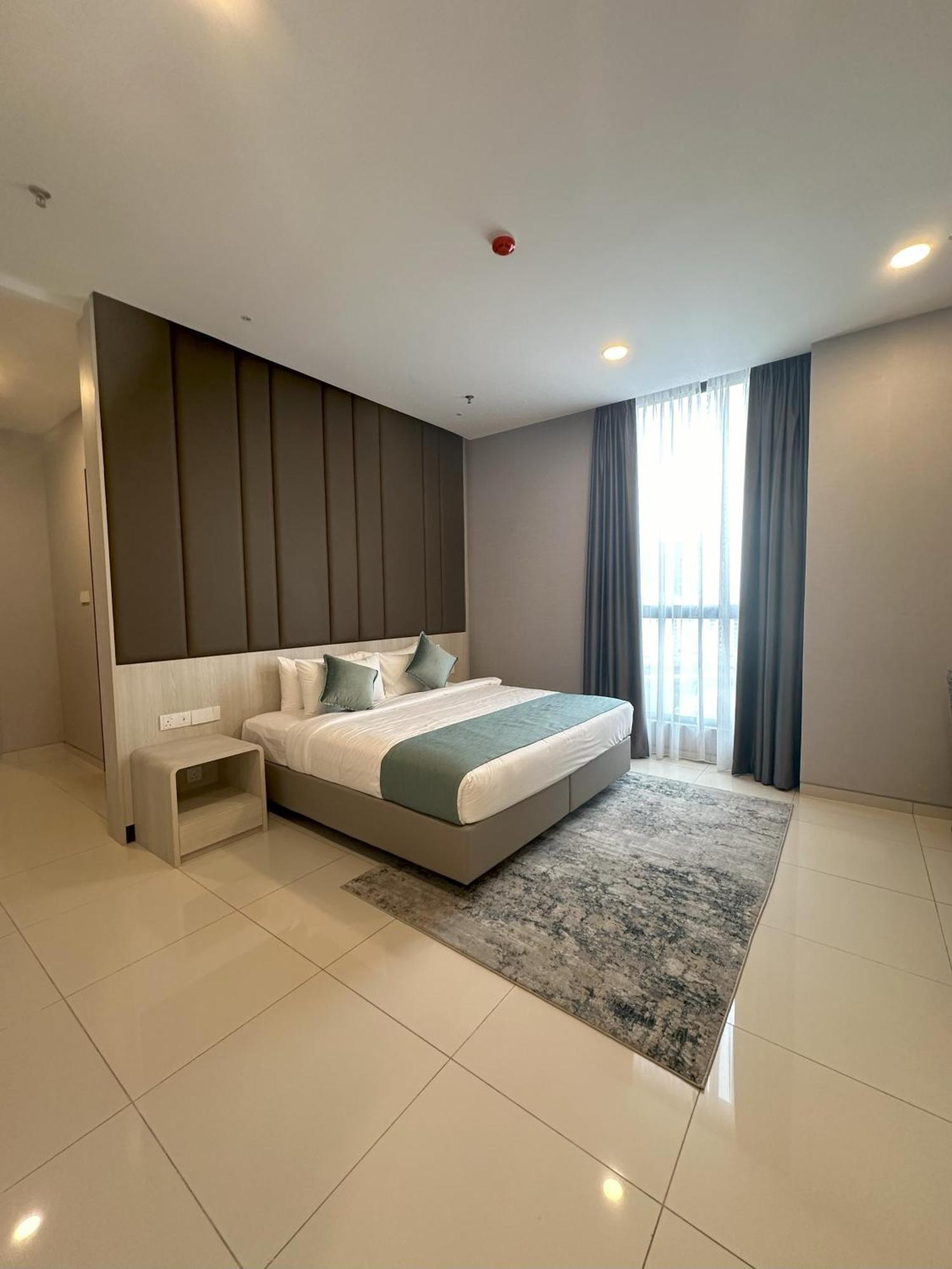 Societe By Bamboo Hospitality Aparthotel Куала Лумпур Екстериор снимка